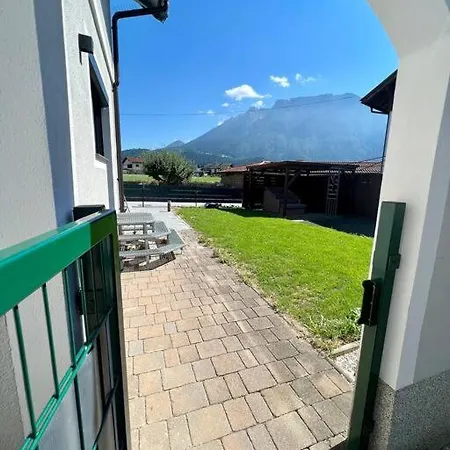 Kaiserblick Chalet Mit Pool In Tirol 度假居 *