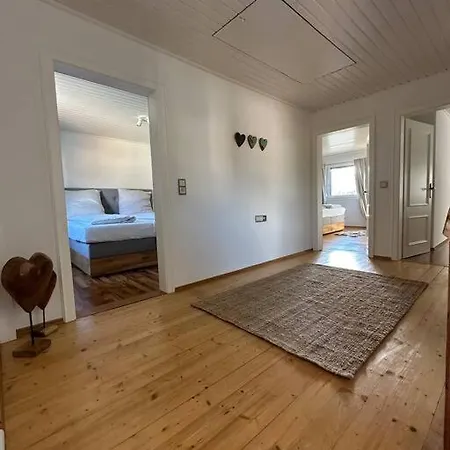 Kaiserblick Chalet Mit Pool In Tirol